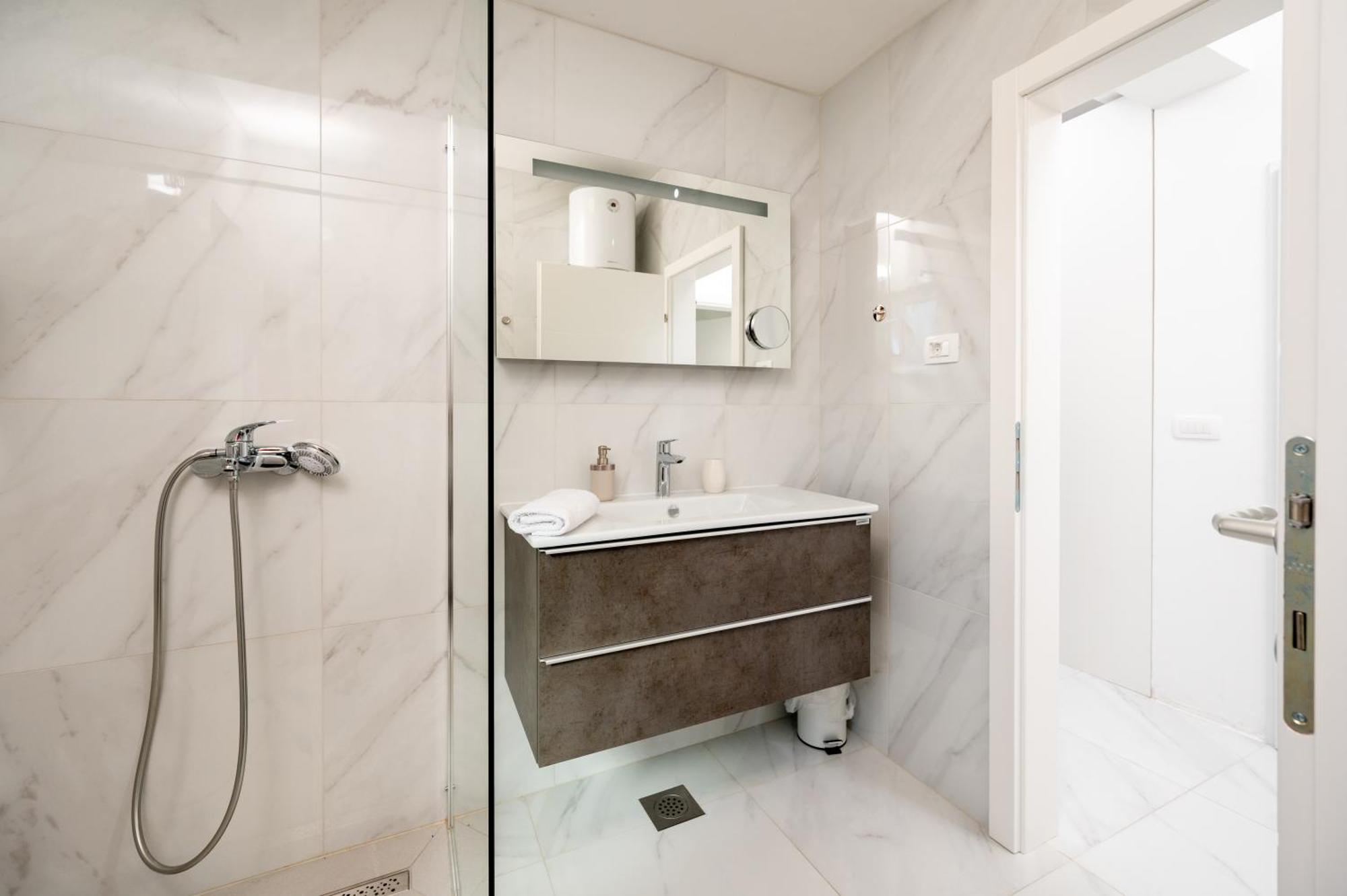Apartments Filipo Trogir Ngoại thất bức ảnh
